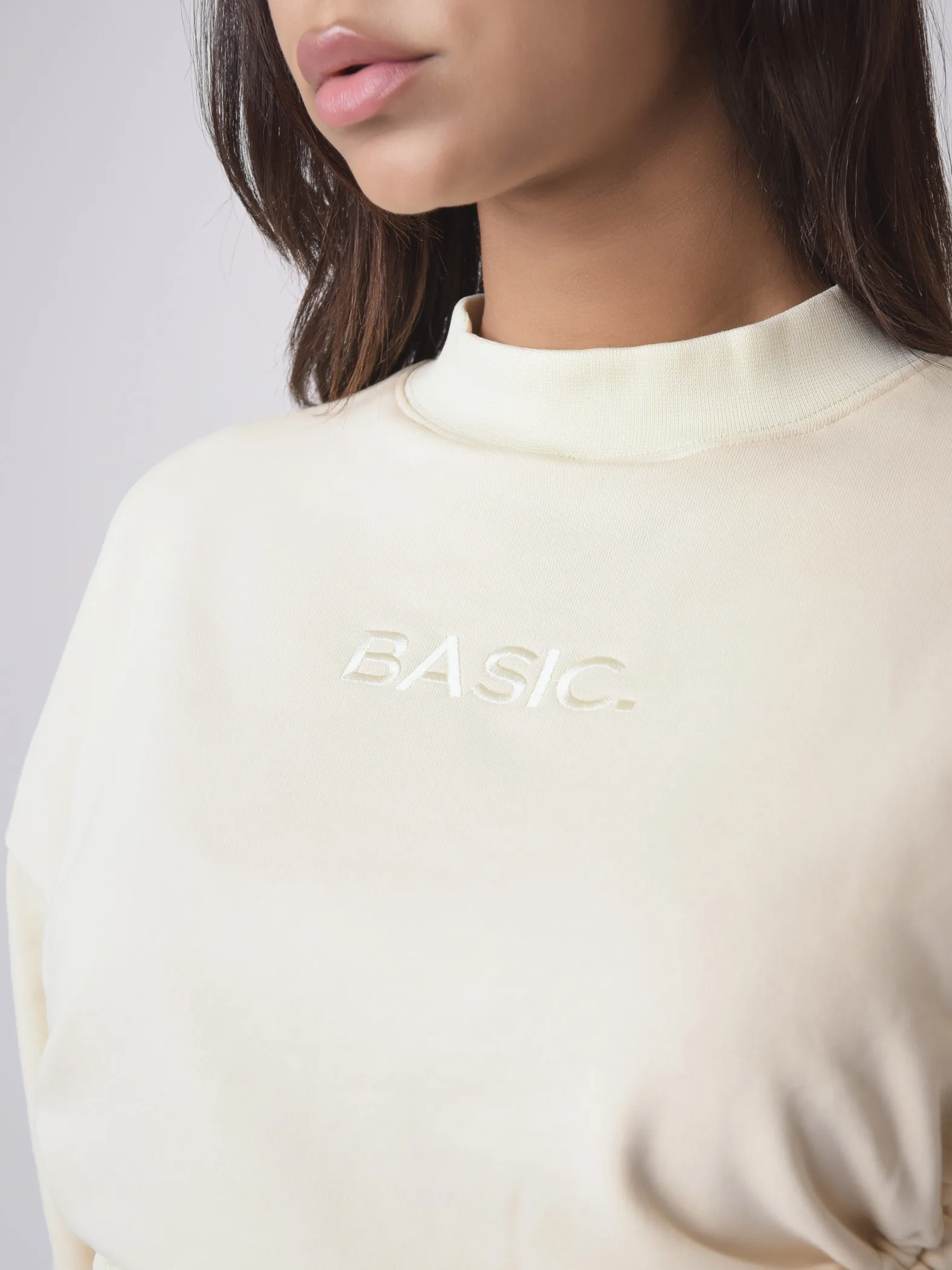 Sudadera corta básica con banda elástica