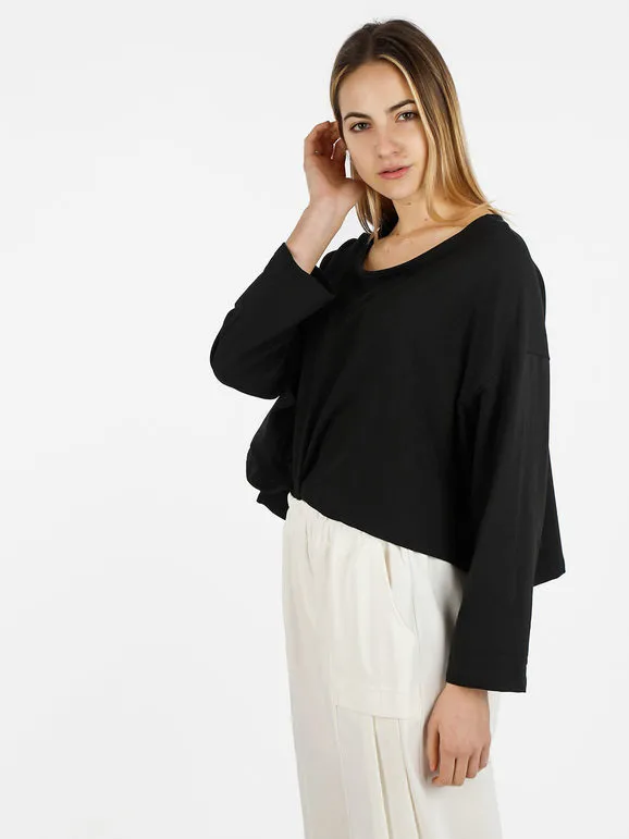 Sun Sun Camiseta cropped de mujer con bolsillo.