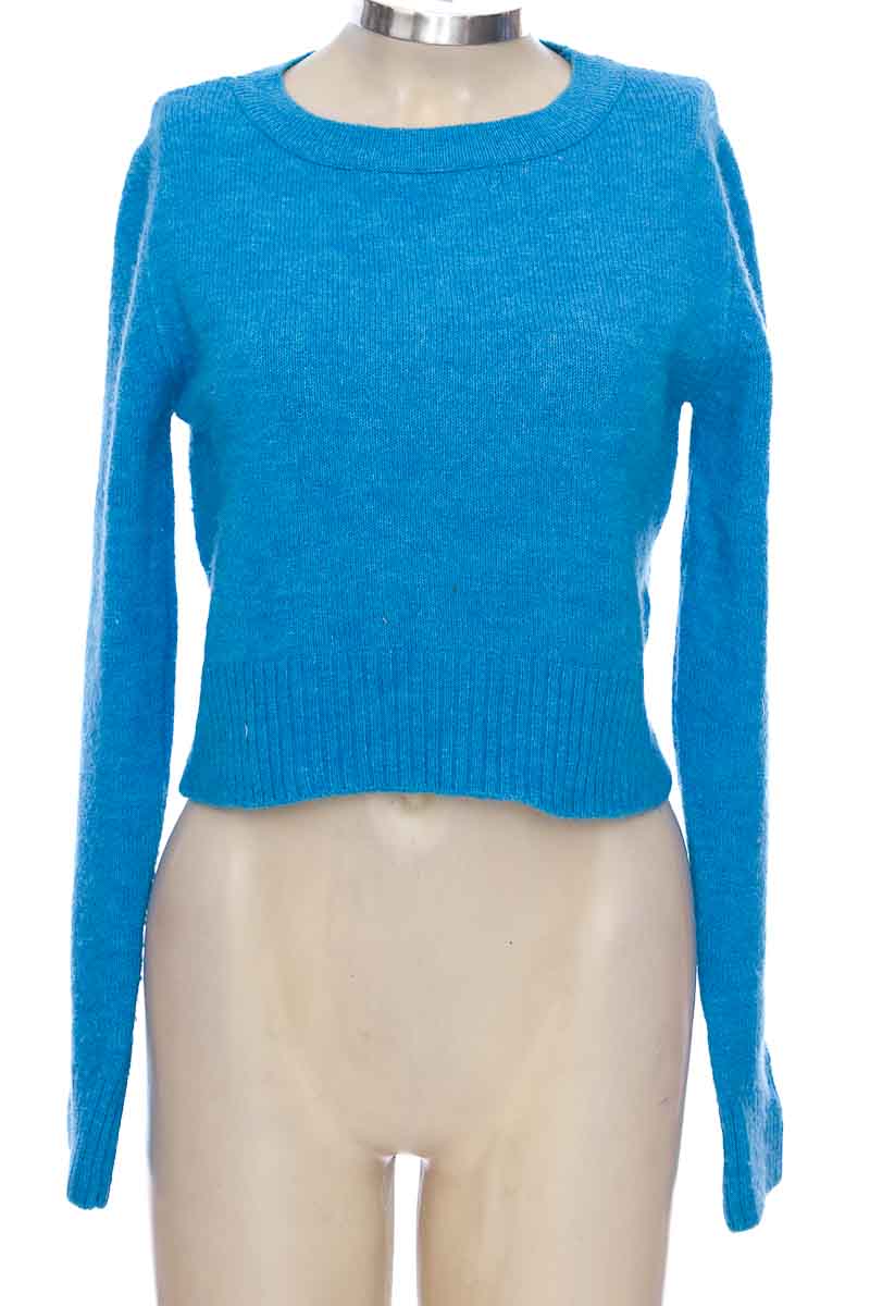 SWEATER COLOR AZUL  STRADIVARIUS