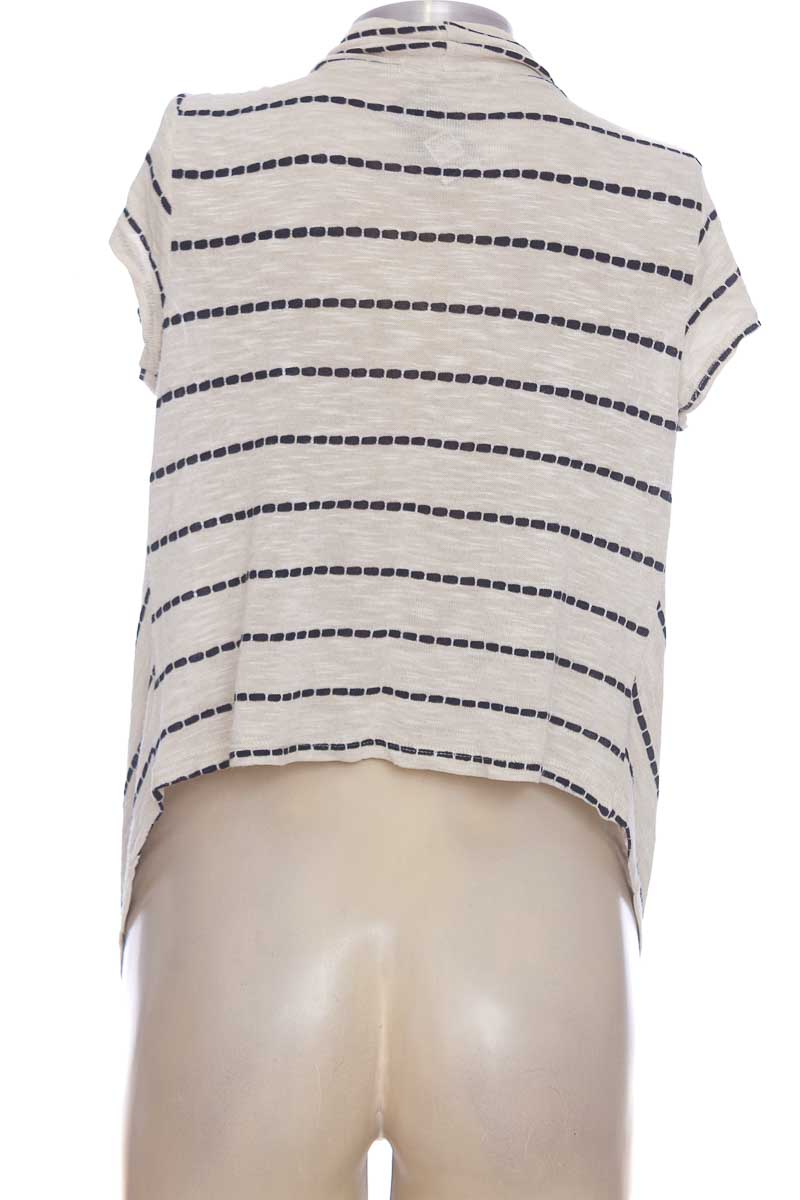 SWEATER COLOR BEIGE  GORGEOUS