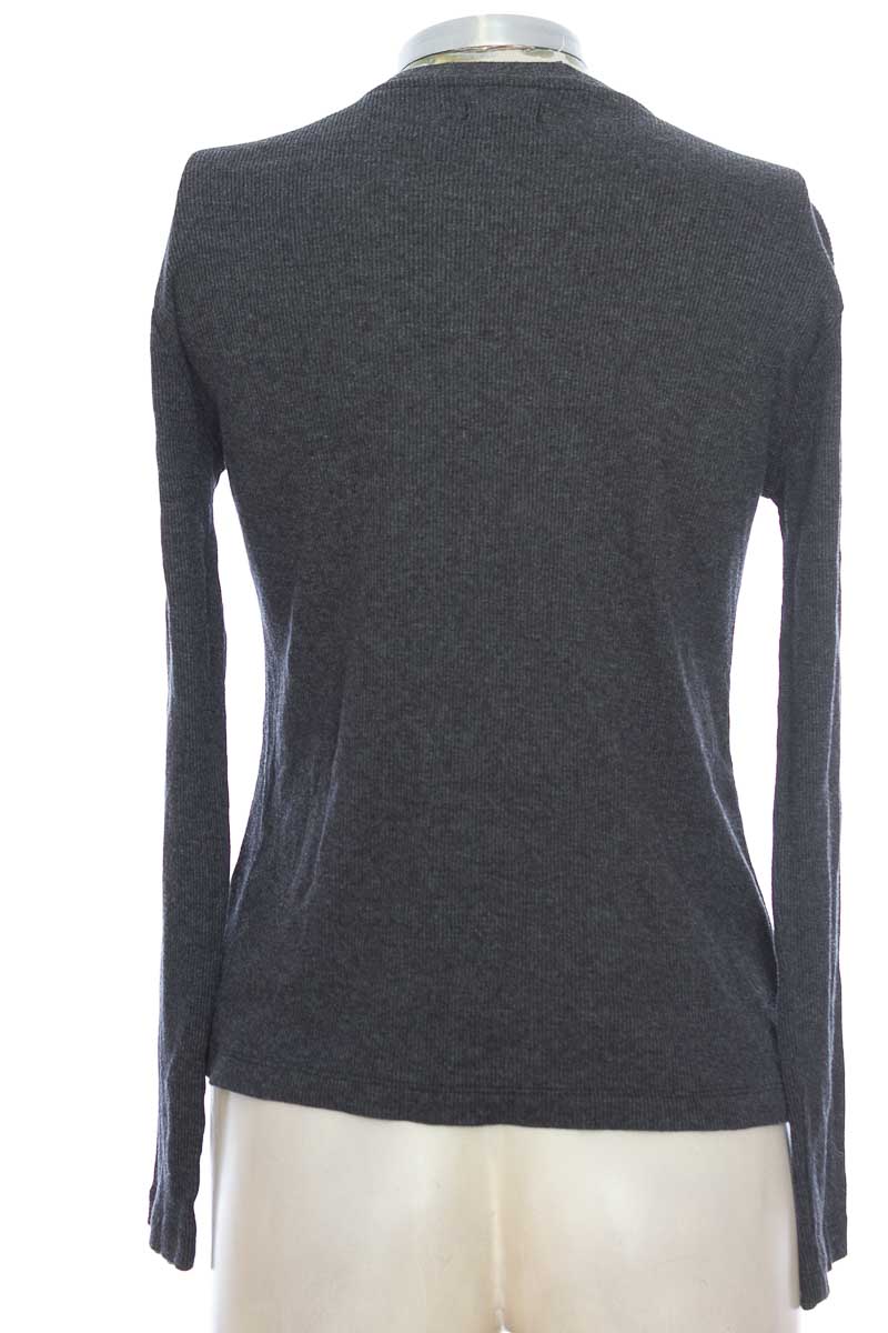 SWEATER COLOR GRIS  DKNY