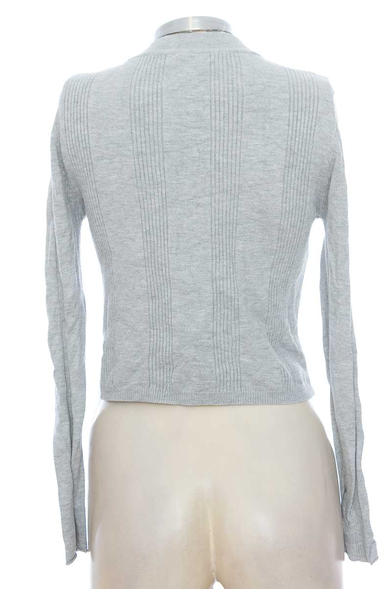 SWEATER COLOR GRIS  STRADIVARIUS