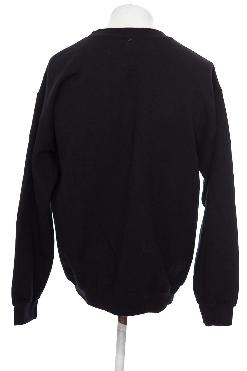 SWEATER COLOR NEGRO  TENNIS