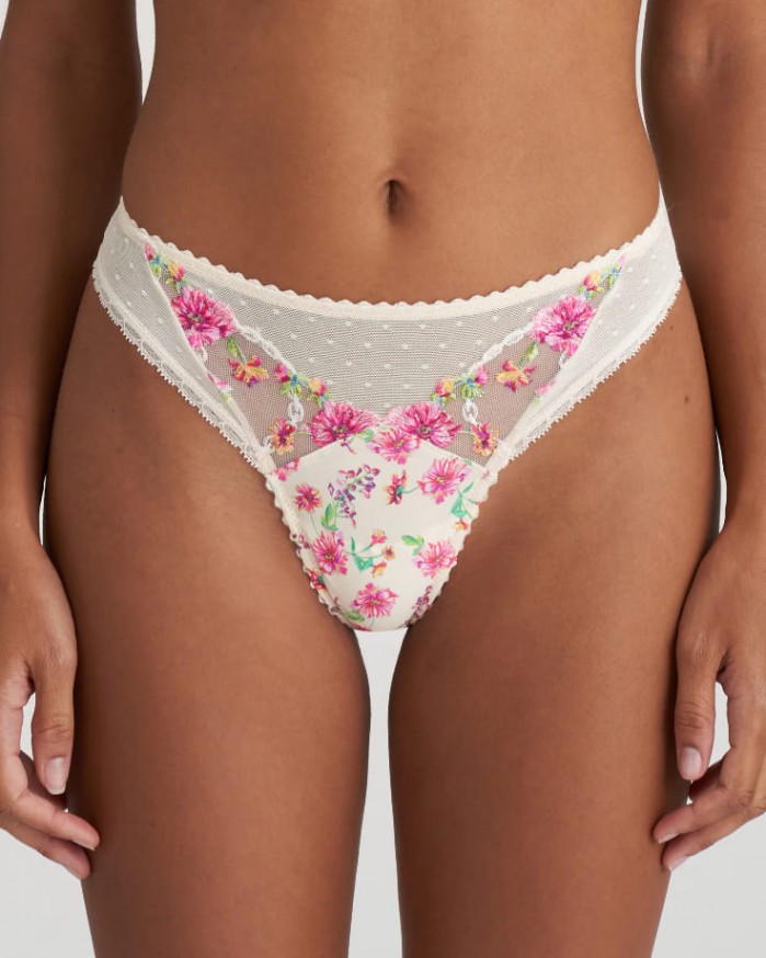 Tanga Chen 0602680 PIV Marie Jo