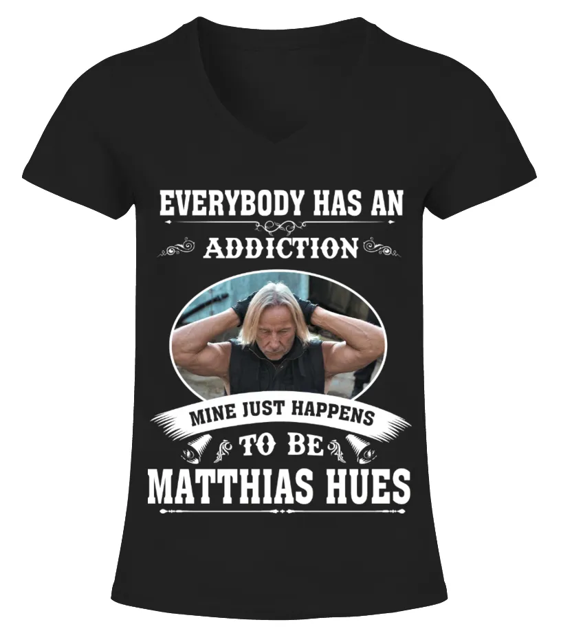 TO BE MATTHIAS HUES Camiseta cuello pico Mujer