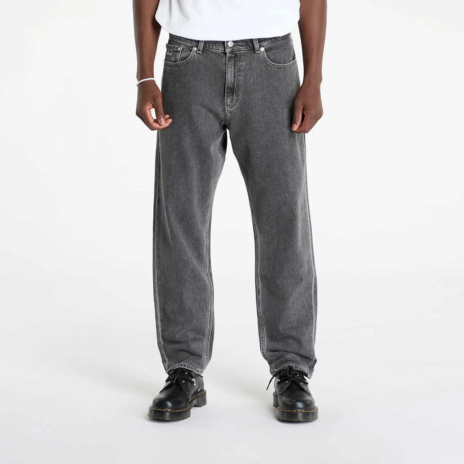 Tommy Jeans Isaac Relaxed Tapered Jeans