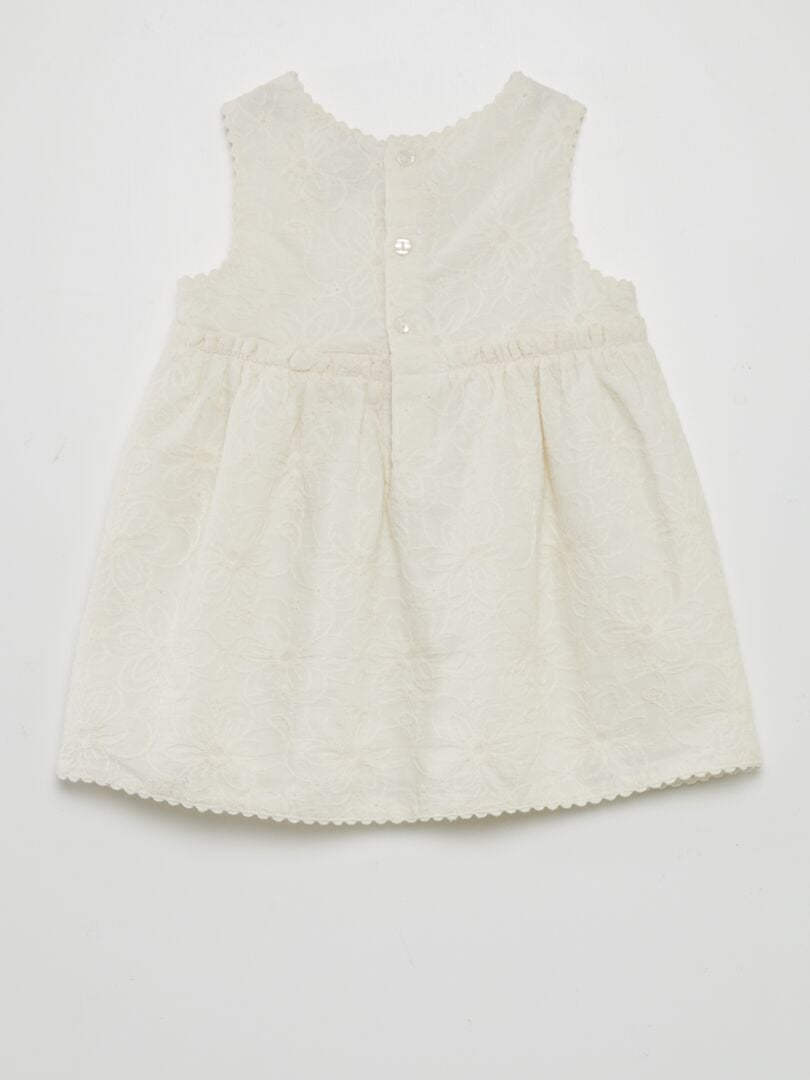 VESTIDO CON BORDADO INGLéS  BLANCO