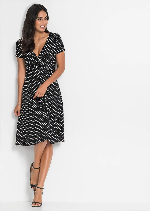 VESTIDO DE PUNTO DE VISCOSA SOSTENIBLE NEGROBLANCO DE LUNARES