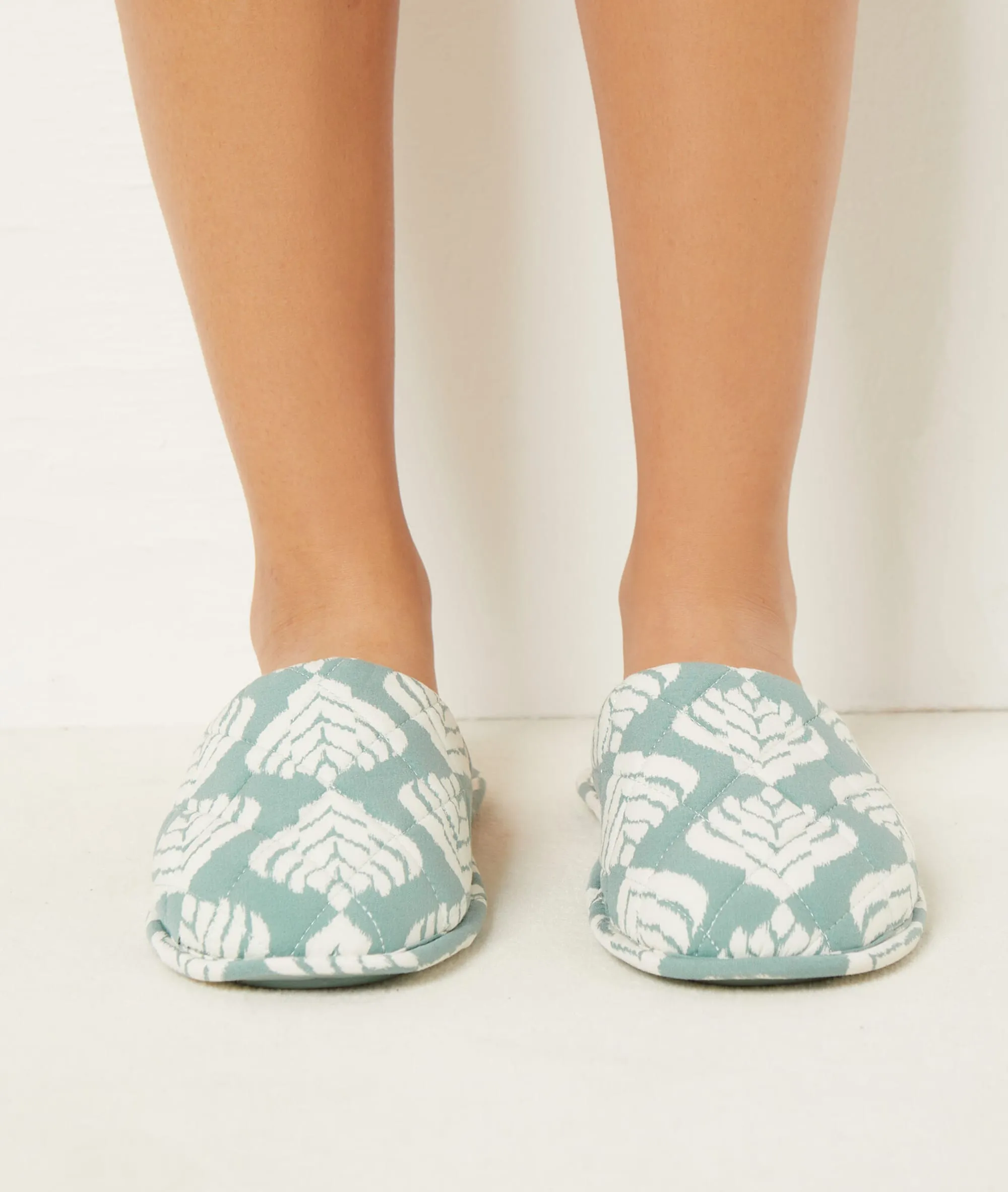 ZAPATILLAS DESTALONADAS LAUV VERT NIL  ETAM