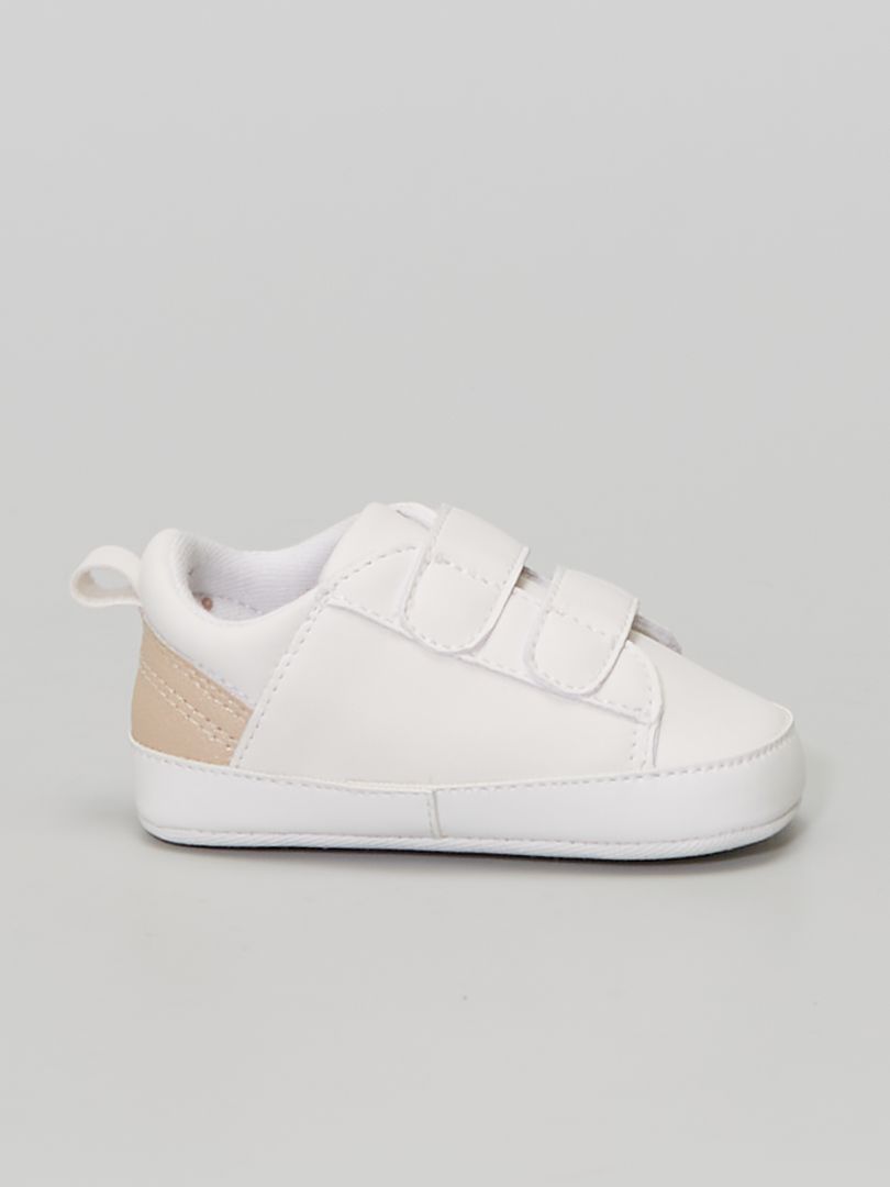ZAPATILLAS MODERNAS CON VELCROS  BLANCO