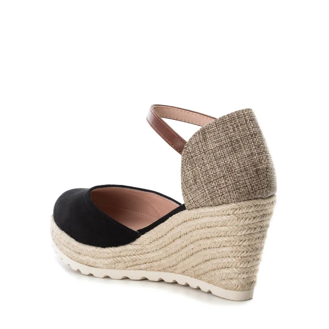 ZAPATO DE MUJER XTI BASIC 03410209